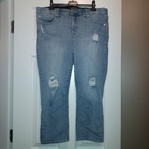 Womens Torrid Sky High Skinny Crop Denim Distressed Lightwash Jeans Size 18